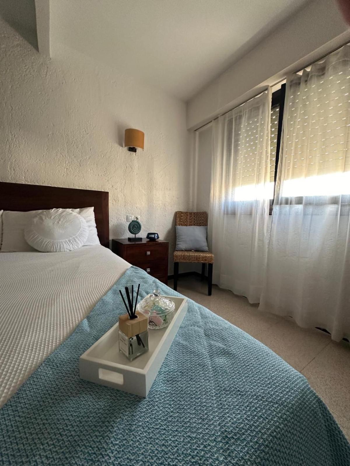 Torre Azafata Apartment Arenales del Sol Ngoại thất bức ảnh