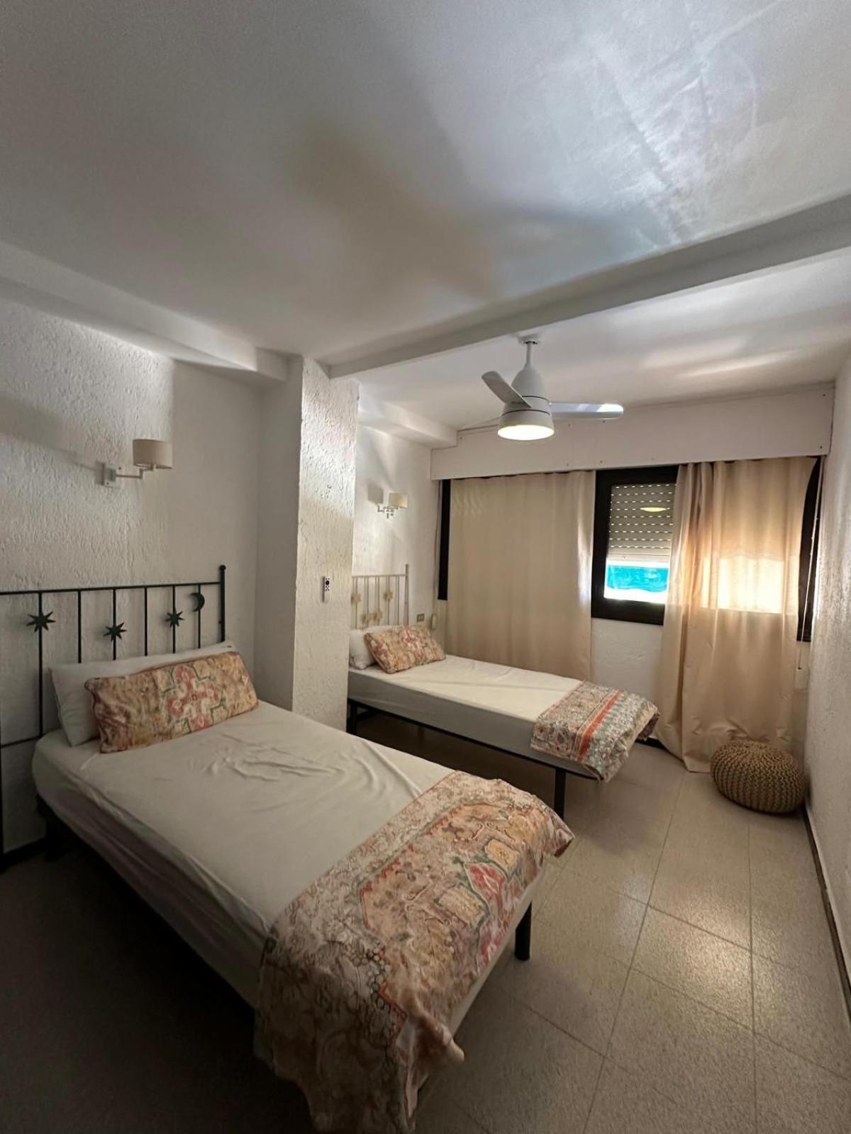 Torre Azafata Apartment Arenales del Sol Ngoại thất bức ảnh