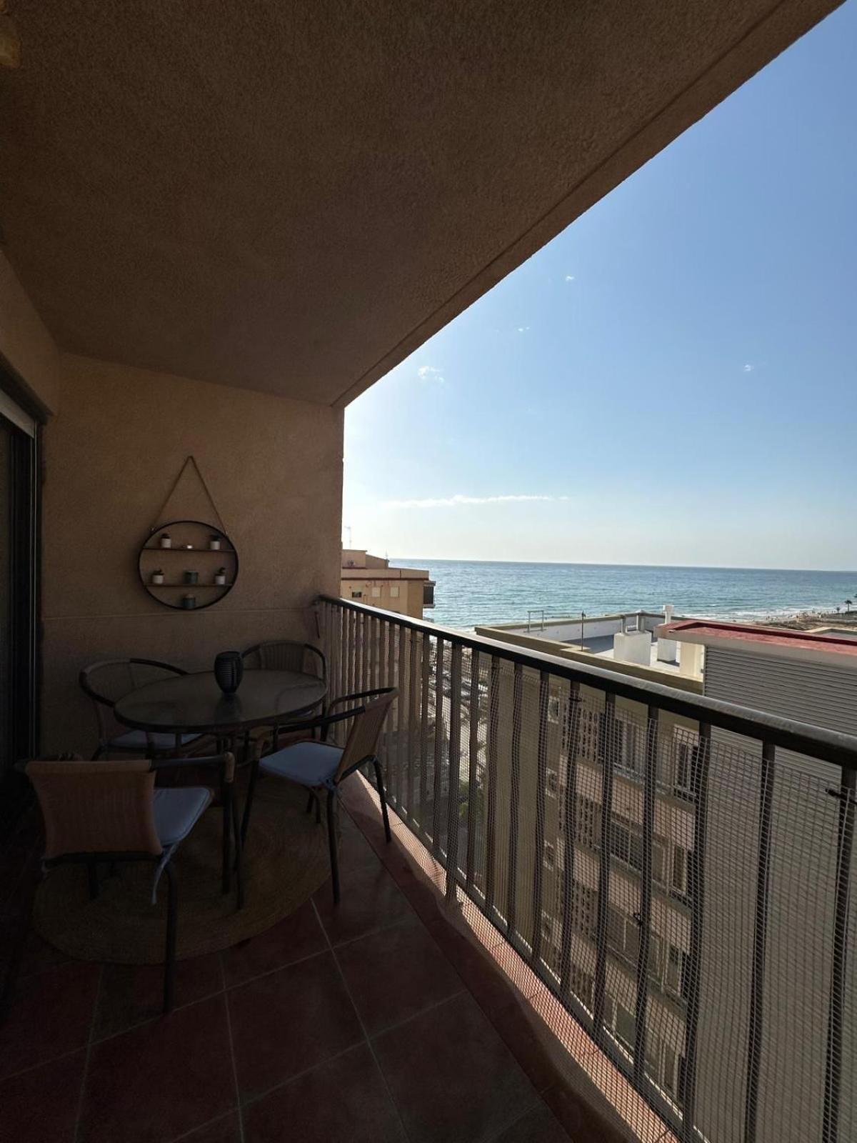 Torre Azafata Apartment Arenales del Sol Ngoại thất bức ảnh