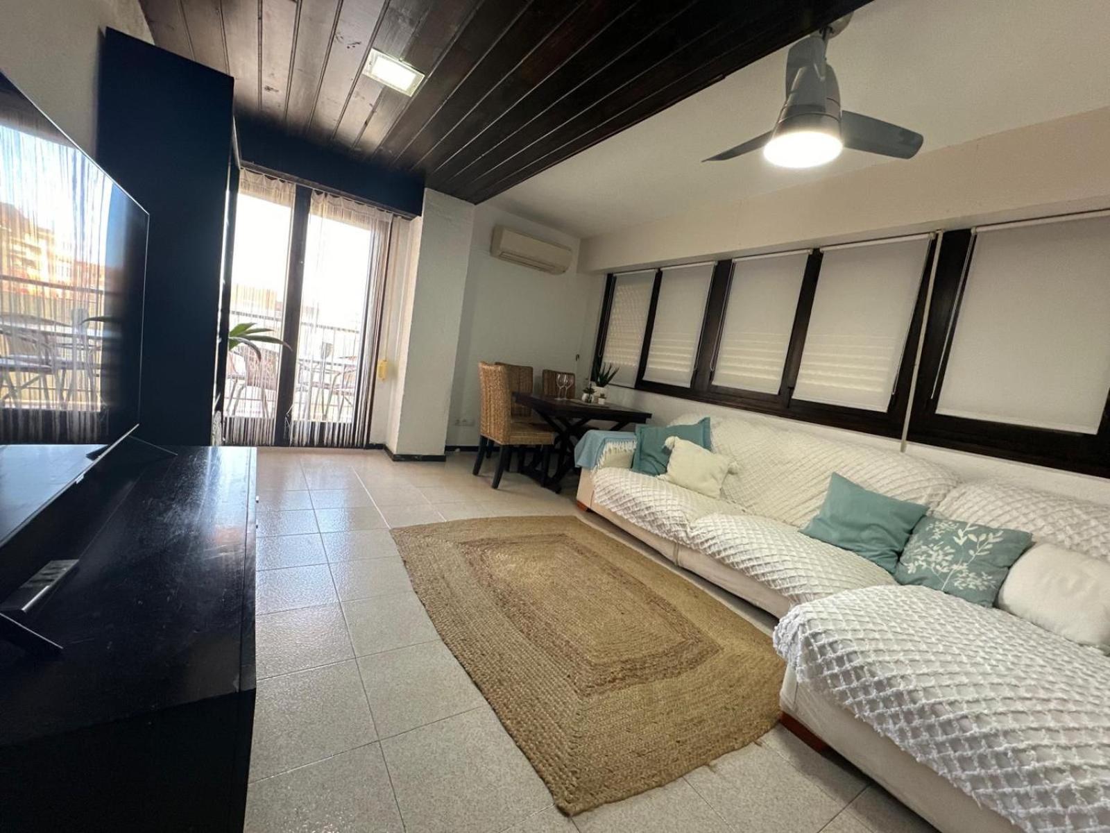 Torre Azafata Apartment Arenales del Sol Ngoại thất bức ảnh